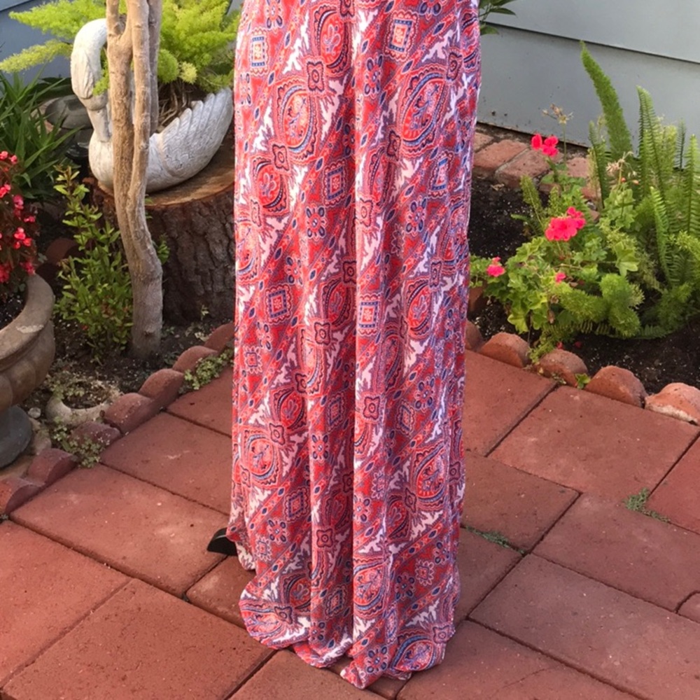 Dress - Picture 2 of 6